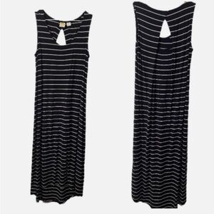 EUC C&C Striped Maxi Dress Black and White Size Medium